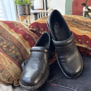 BOC Born Concept Shoes Womens 7.5M Peggy Clogs Heels Slip On Black Leather VGC